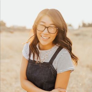 Meet your Posher, Hallie